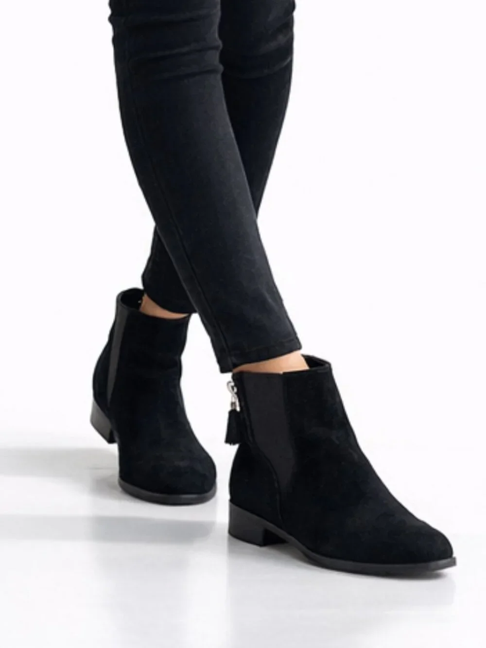 Dr. Scholl's Black Tassel Back Suede Ankle Boots Goth Corporate Core 7.5